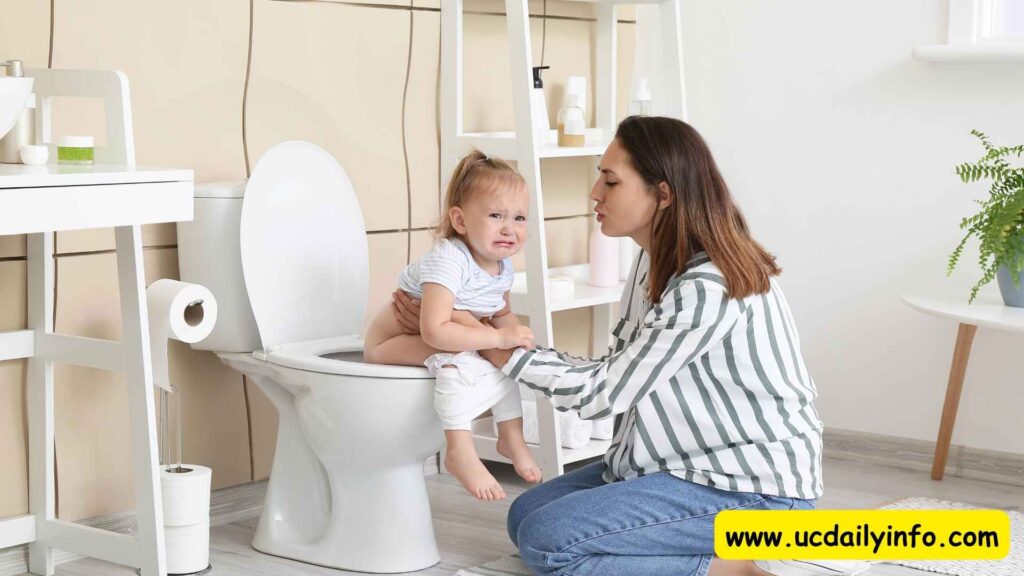 toddler-showing-signs-of-potty-training-readiness